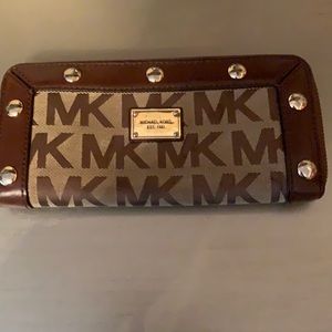 Micheal kors wallet